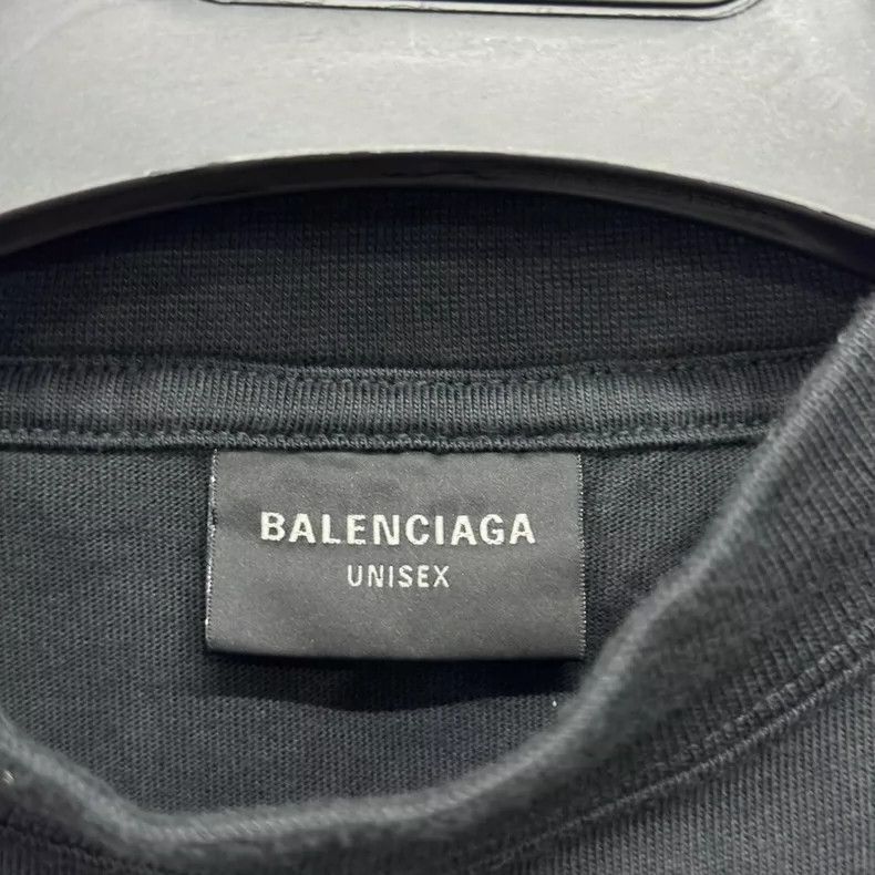 Balenciaga Balenciaga Ripped fake two-piece laminated shirt Size US S / EU 44-46 / 1 - 5 Thumbnail