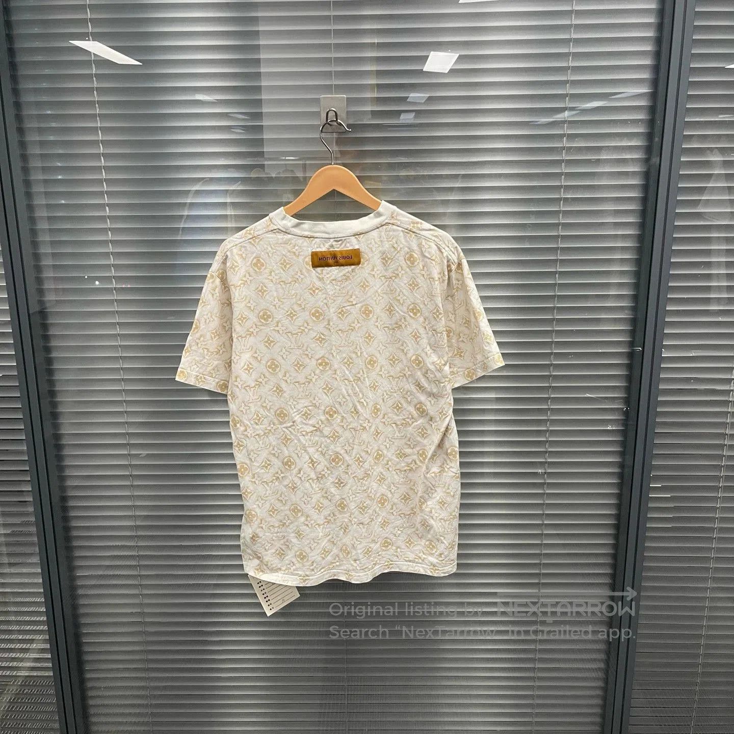 Louis Vuitton Beige Patterned Short-Sleeve Shirt. Size US M / EU 48-50 / 2 - 2 Thumbnail