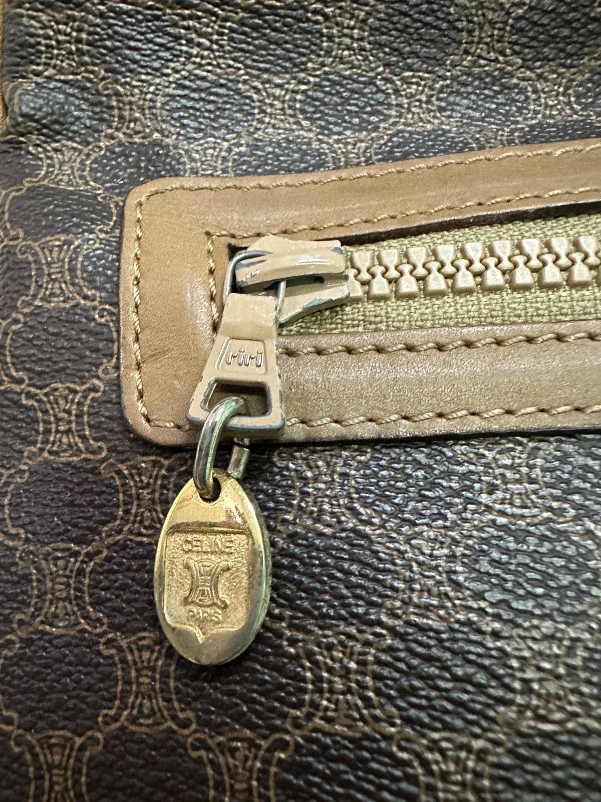 Celine × Vintage AUTHENTIC VINTAGE CELINE MACADAM CLUTCH BAG Size ONE SIZE - 23 Thumbnail