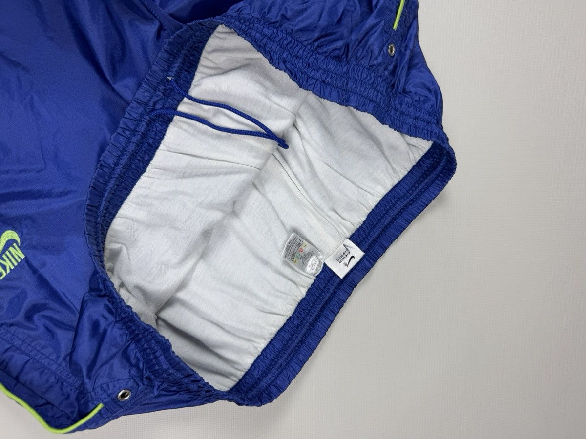 Vintage Nike Vintage Y2K Nylon Track Pants Sweatpants Size 2XL Size US 36 / EU 52 - 13 Thumbnail