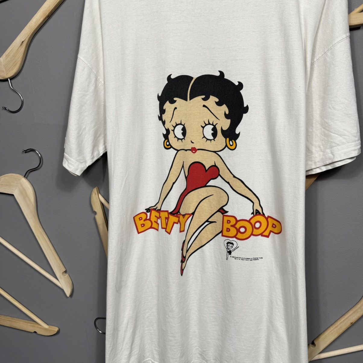 Vintage Vintage 1996 Betty Boop White Graphic T-Shirt Size US XL / EU 56 / 4 - 2 Thumbnail