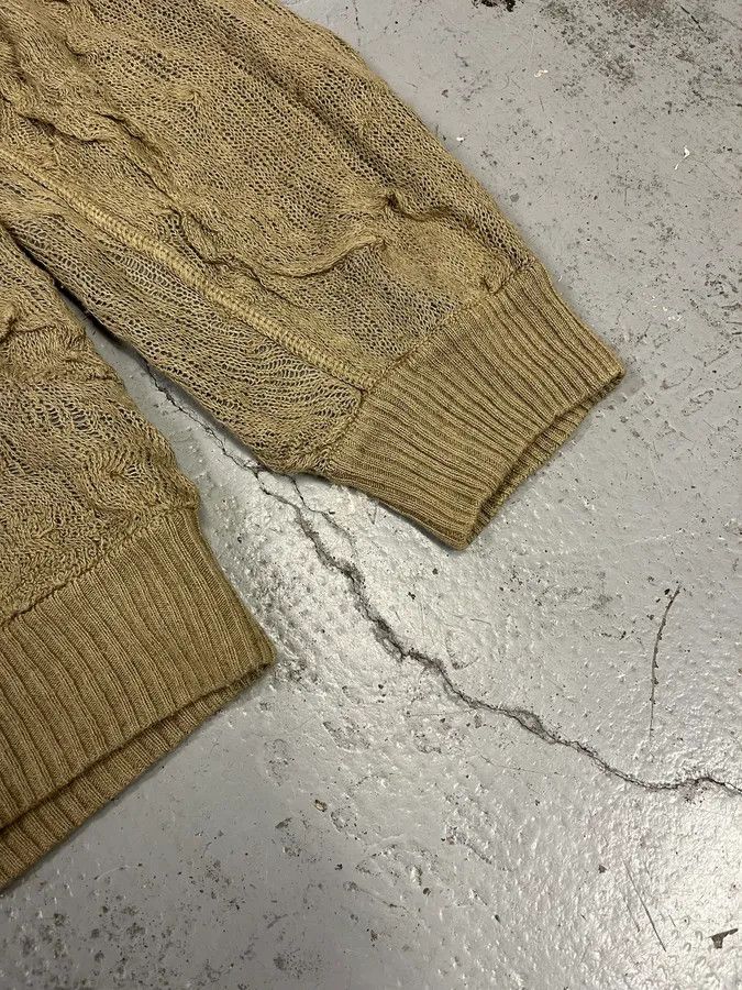 Dolce & Gabbana 2000s Dolce & Gabbana Sandstorm Beige Relief Abstract Sweater Size US L / EU 52-54 / 3 - 6 Thumbnail