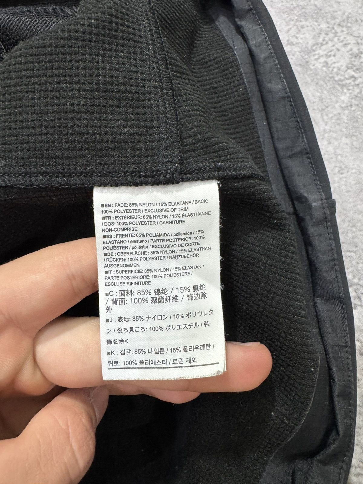 Arc'teryx × Vintage Arcteryx Softshell Black Jacket Size US M / EU 48-50 / 2 - 13 Thumbnail
