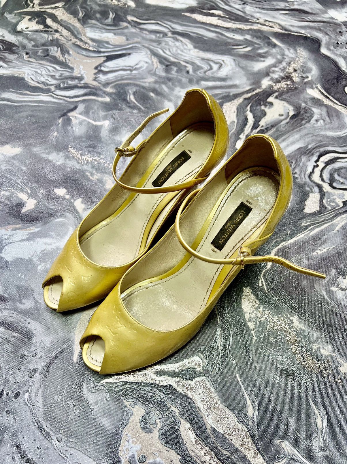 Louis Vuitton Louis Vuitton monogram vintage Sandals wedge heel open toe Size US 6 / IT 36 - 2 Thumbnail