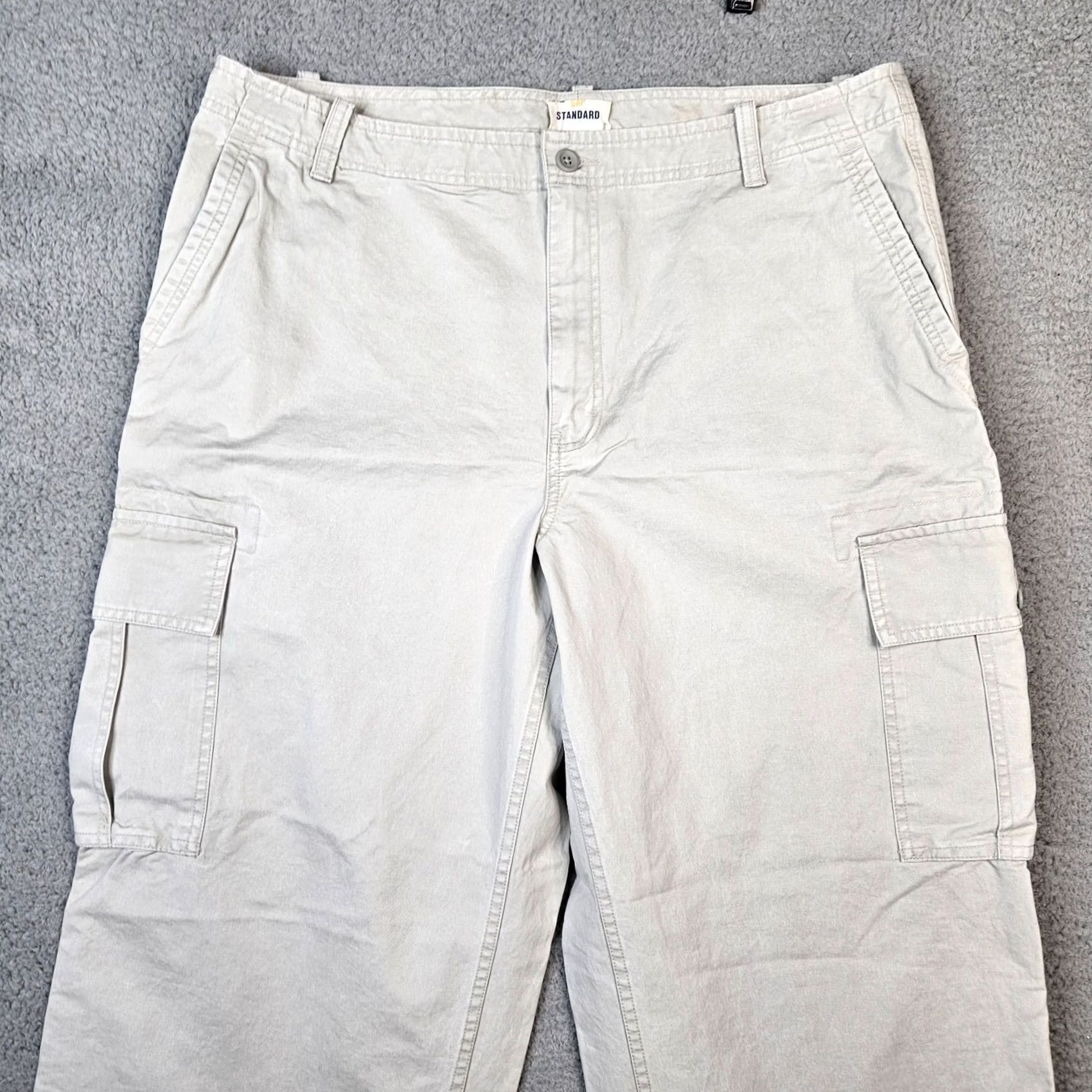 Gap VINTAGE GAP STANDARD Cargo Canvas Pants Size 38/30 Men Beige Regular Straight Cargo Pocket Front Flat Front Buttonless? No - keep original: Button Size US 38 / EU 54 - 5 Thumbnail