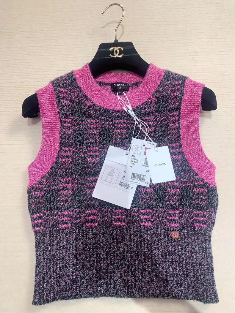 Chanel Chanel 22 Autumn Colorful Yarn Sleeveless Cashmere Knitted Size XS / US 0-2 / IT 36-38 - 2 Thumbnail