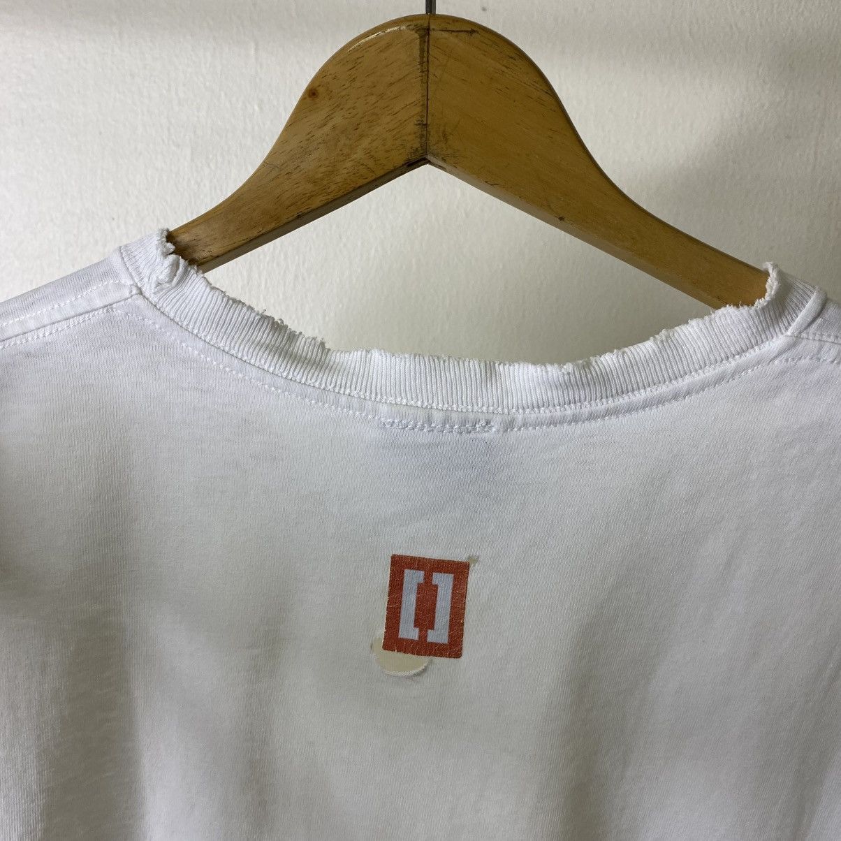 Obey Vintage Y2K Obey Skateboard Box Logo Distressed Skater Tee Size US S / EU 44-46 / 1 - 8 Thumbnail