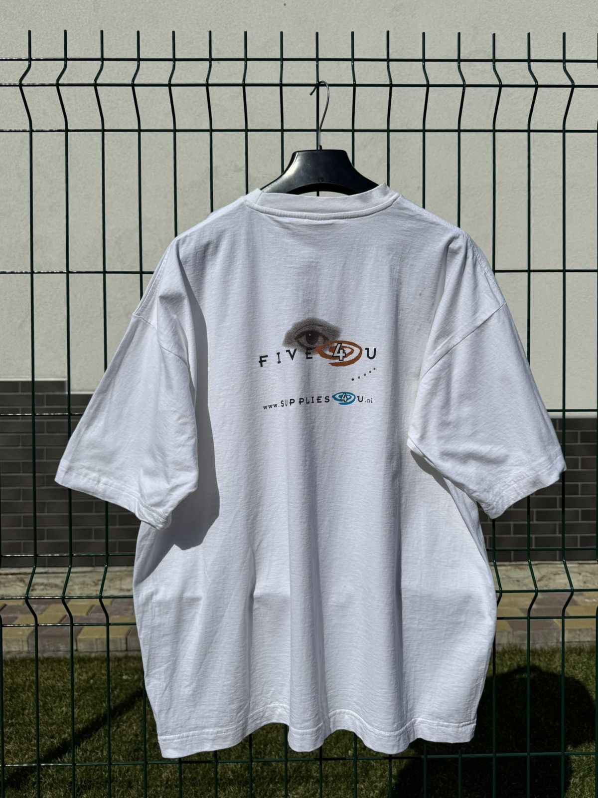 Vintage Vintage 1998 Apple Marathon Graphic Tee T Shirt Size US XL / EU 56 / 4 - 6 Thumbnail