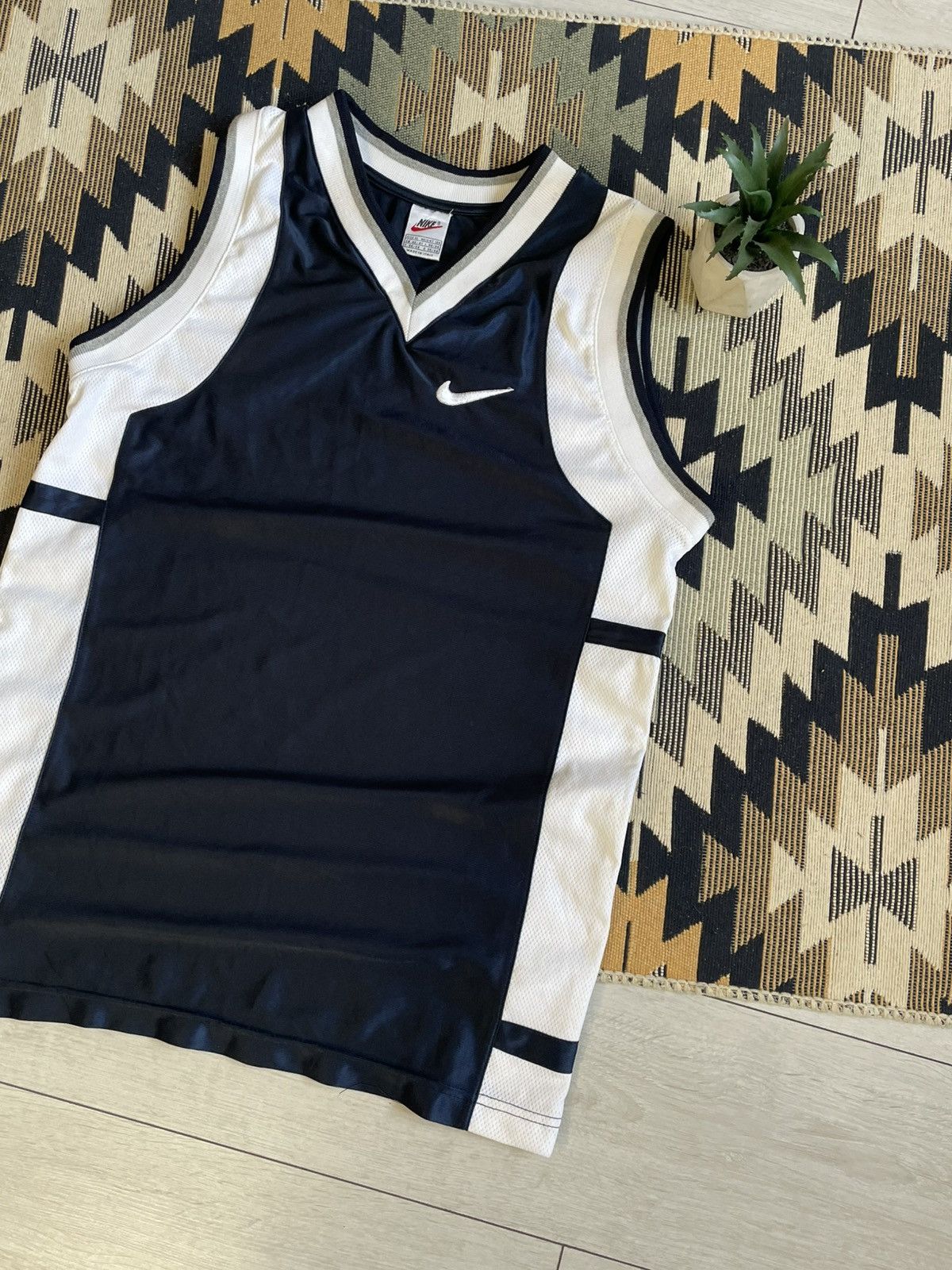 Nike × Vintage Vintage 90’s Nike Basketball Sleeveless Shirt Size US XL / EU 56 / 4 - 3 Thumbnail