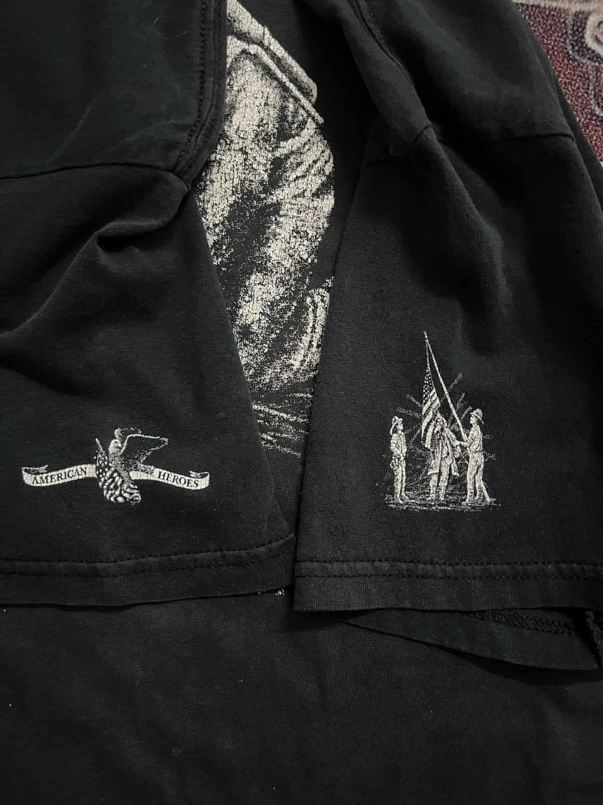 Vintage Vintage Y2K America World Trade Centre 9/11 Memorial Tee Size US L / EU 52-54 / 3 - 6 Thumbnail