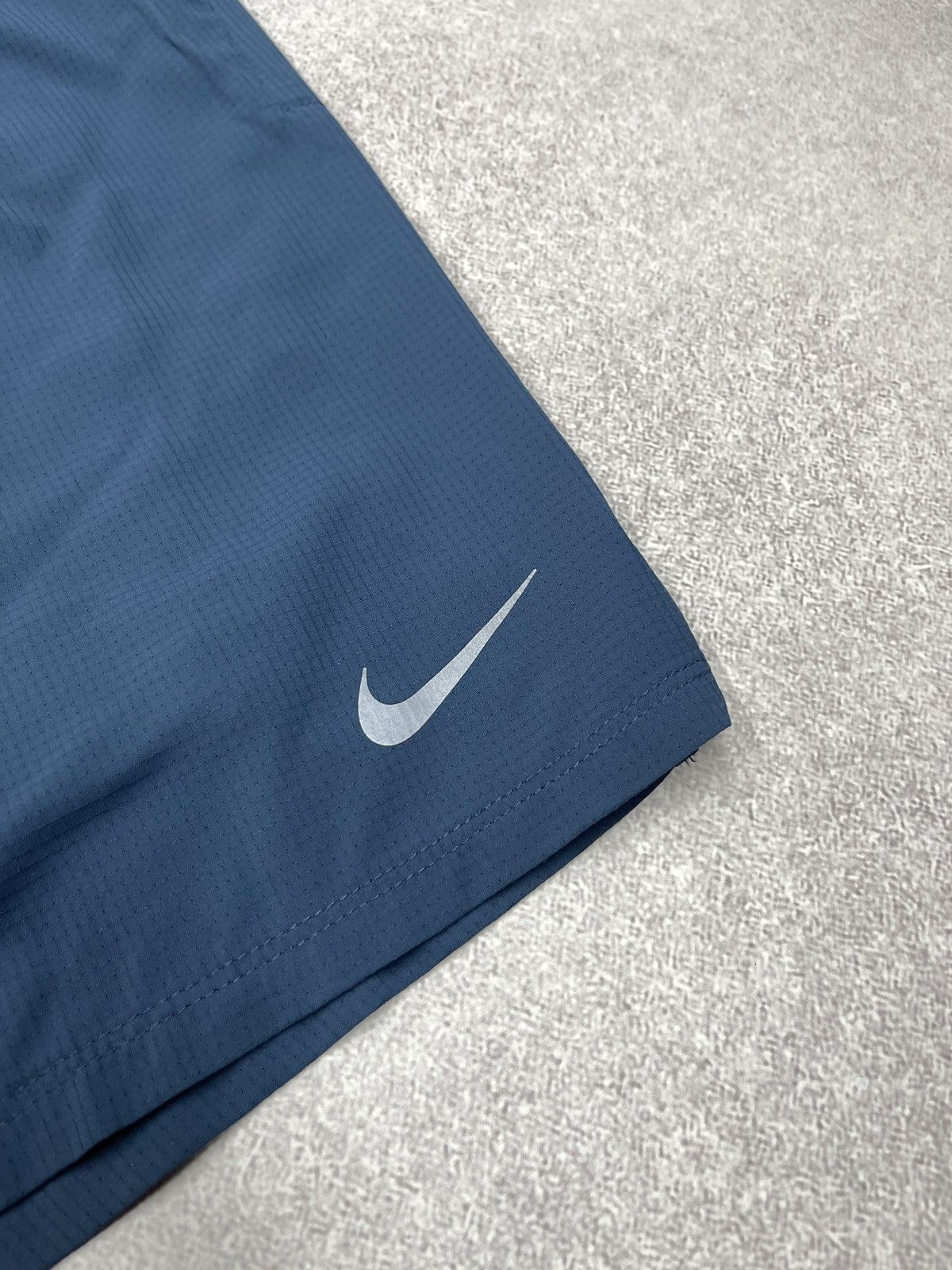 Nike Mens Nike Running 2 in 1 Shorts Leggings Drill Y2K ACG TN Size US 32 / EU 48 - 7 Thumbnail
