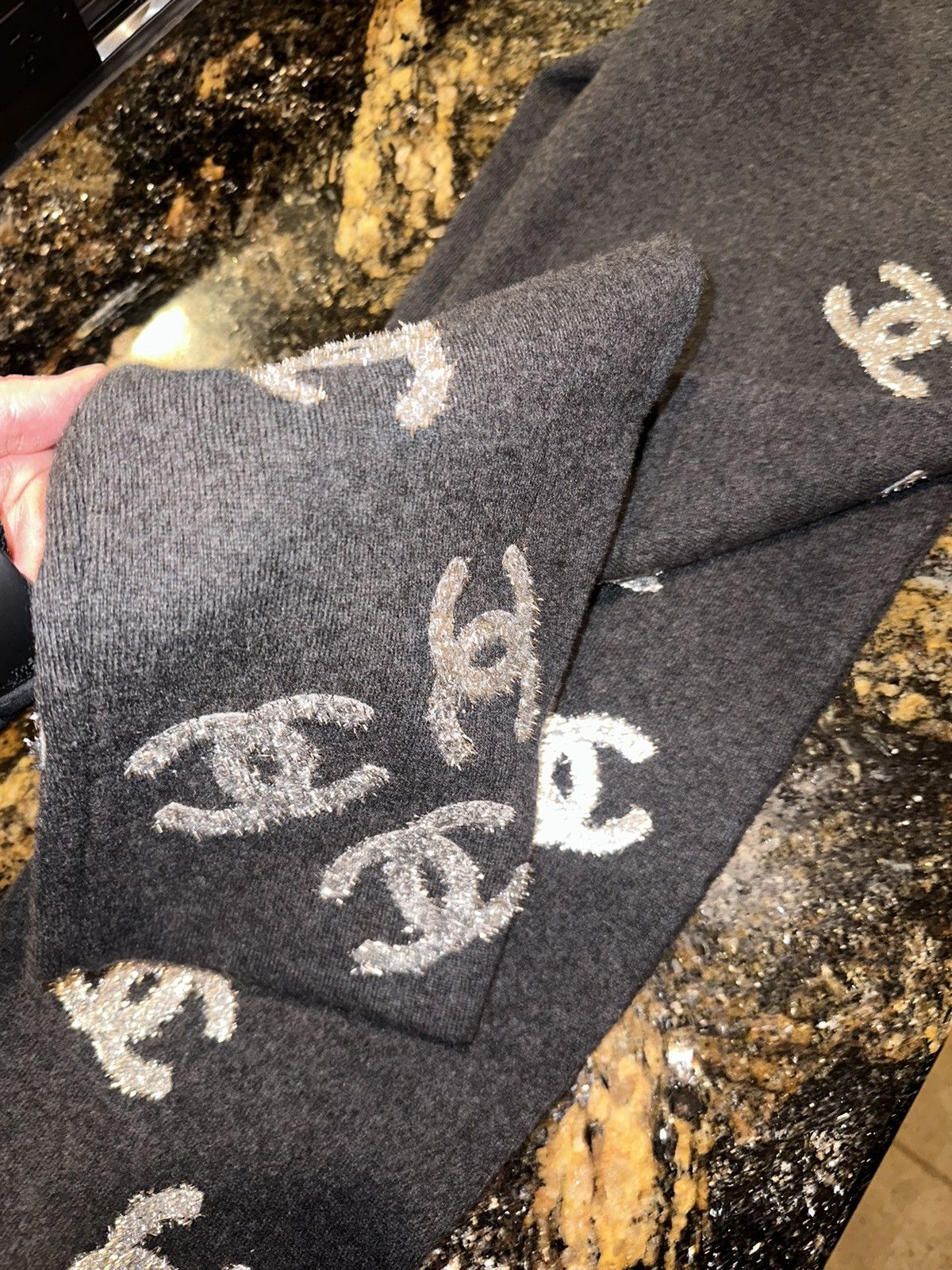 Chanel Chanel Grey Cashmere Glitter CC Logo Unisex Pants Size US 33 - 13 Thumbnail