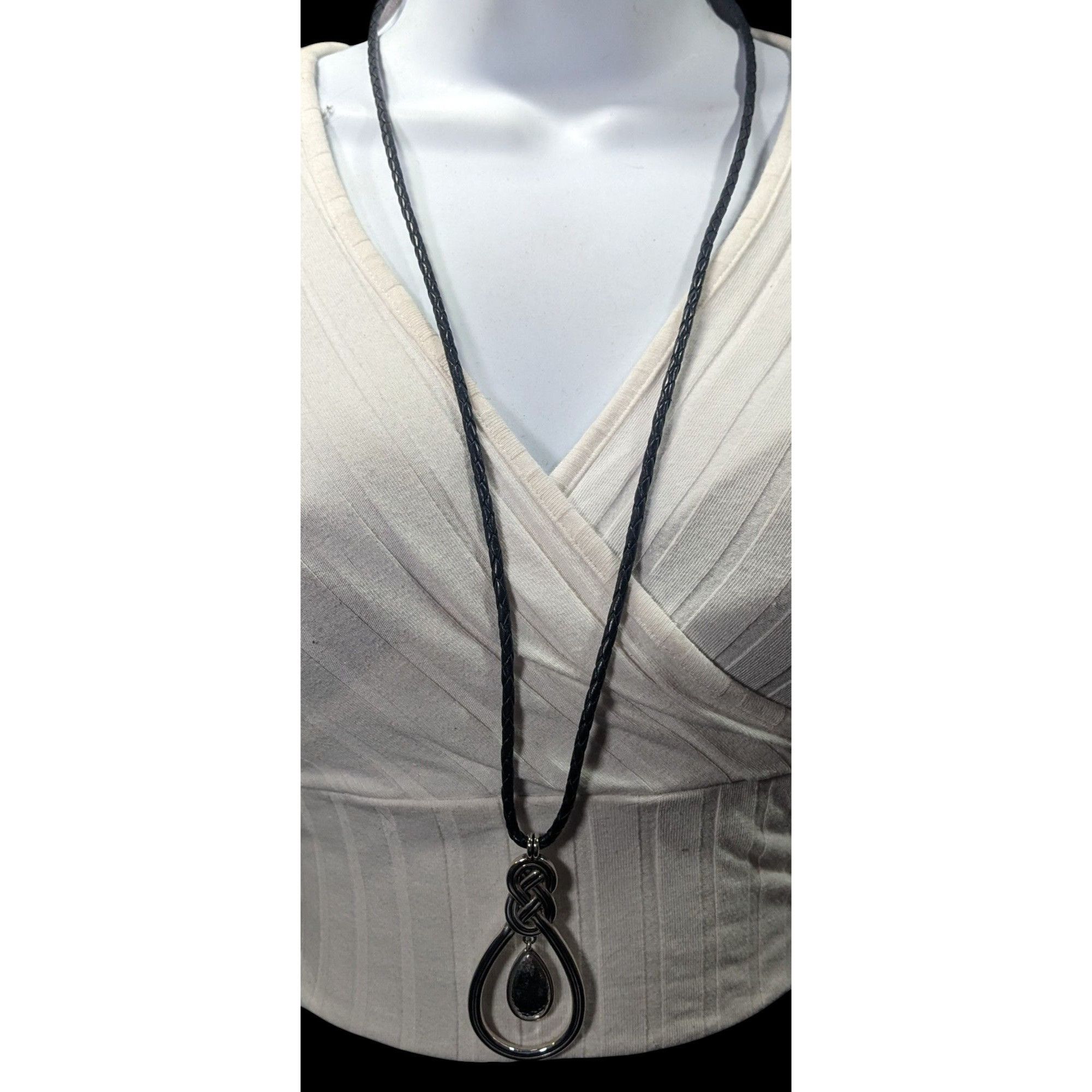 Brighton Vintage Brighton Celtic Knot Teardrop Necklace Size ONE SIZE - 4 Thumbnail