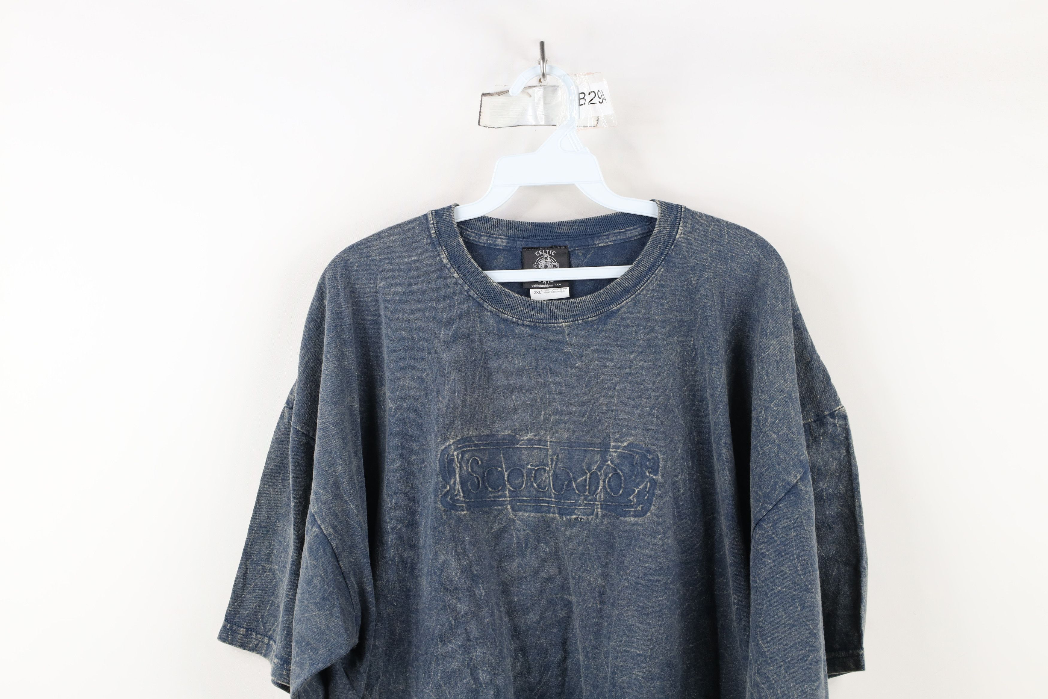 Vintage Vintage 90s Streetwear Celtic Scotland Acid Wash T-Shirt Size US XXL / EU 58 / 5 - 2 Thumbnail