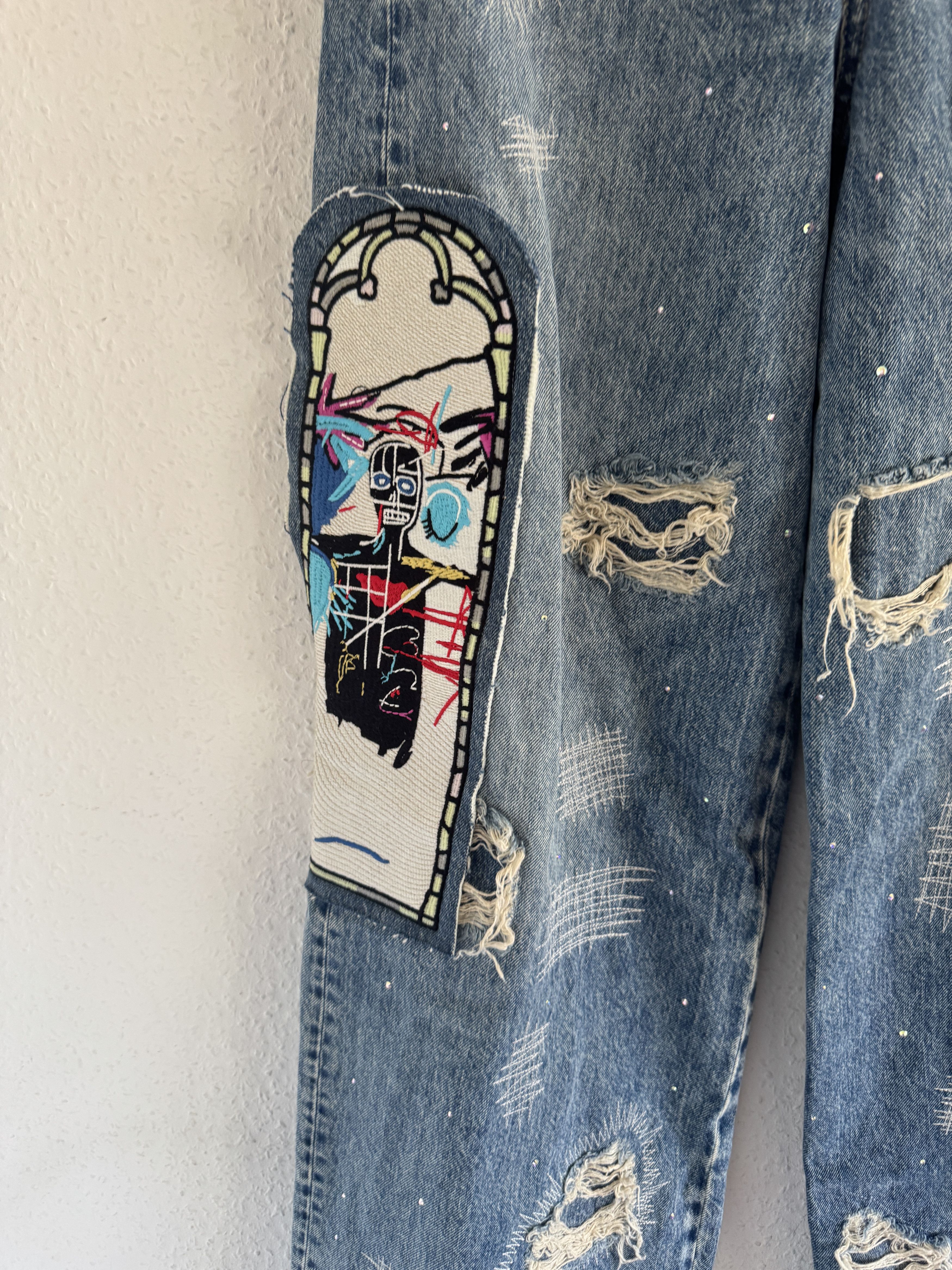 H&M × Jean-Michel Basquiat × Who Decides War Distressed rhinestone graphic jeans Size US 27 - 9 Thumbnail