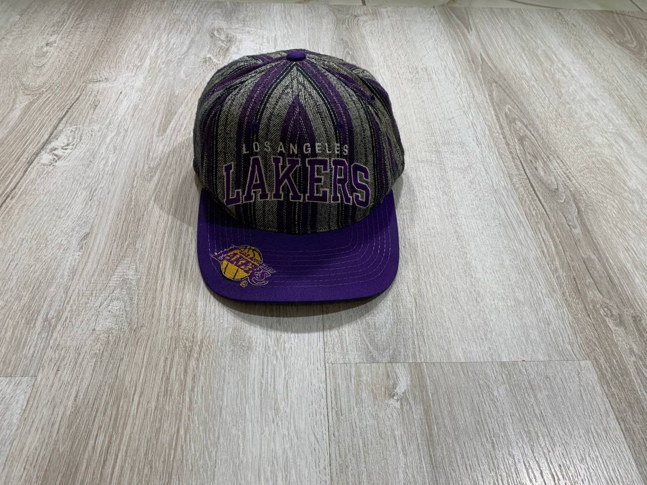 Starter Mens vintage cap Los Angeles Lakers Size ONE SIZE - 1 Thumbnail
