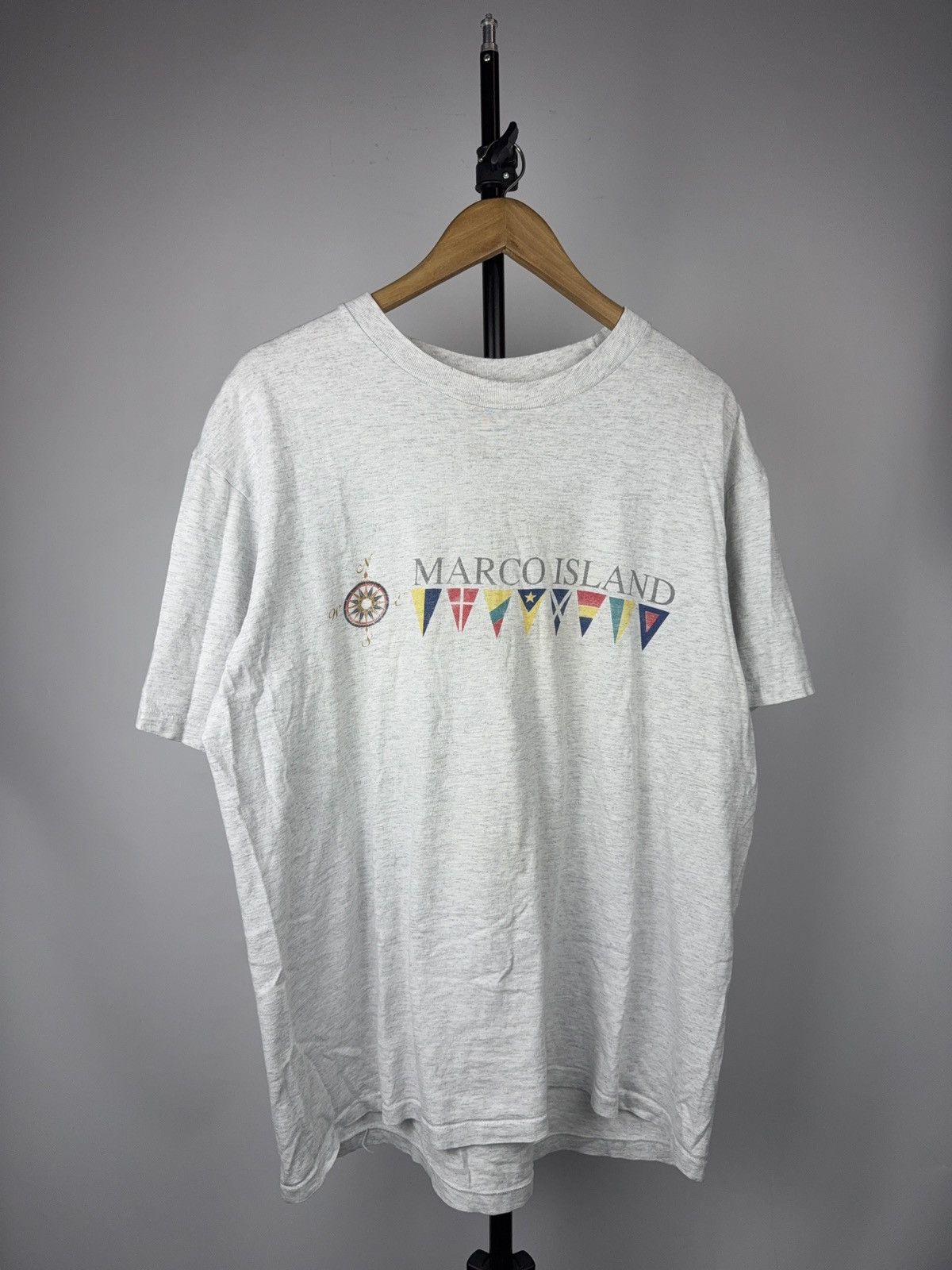 Vintage USA 90s Retro Vintage Marco Island Nautical Flags T-Shirt Size US L / EU 52-54 / 3 - 1 Thumbnail
