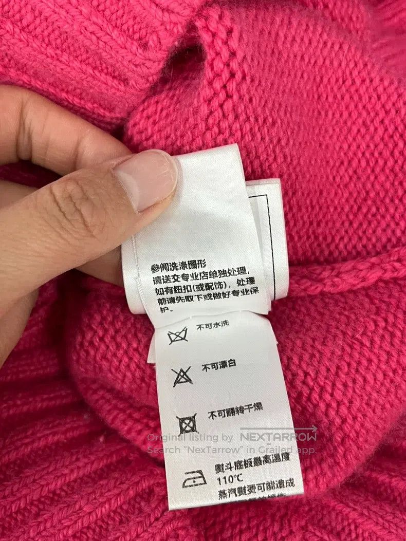 Chanel Chanel Rose-red beaded letter cashmere sweater Size XS / US 0-2 / IT 36-38 - 7 Thumbnail