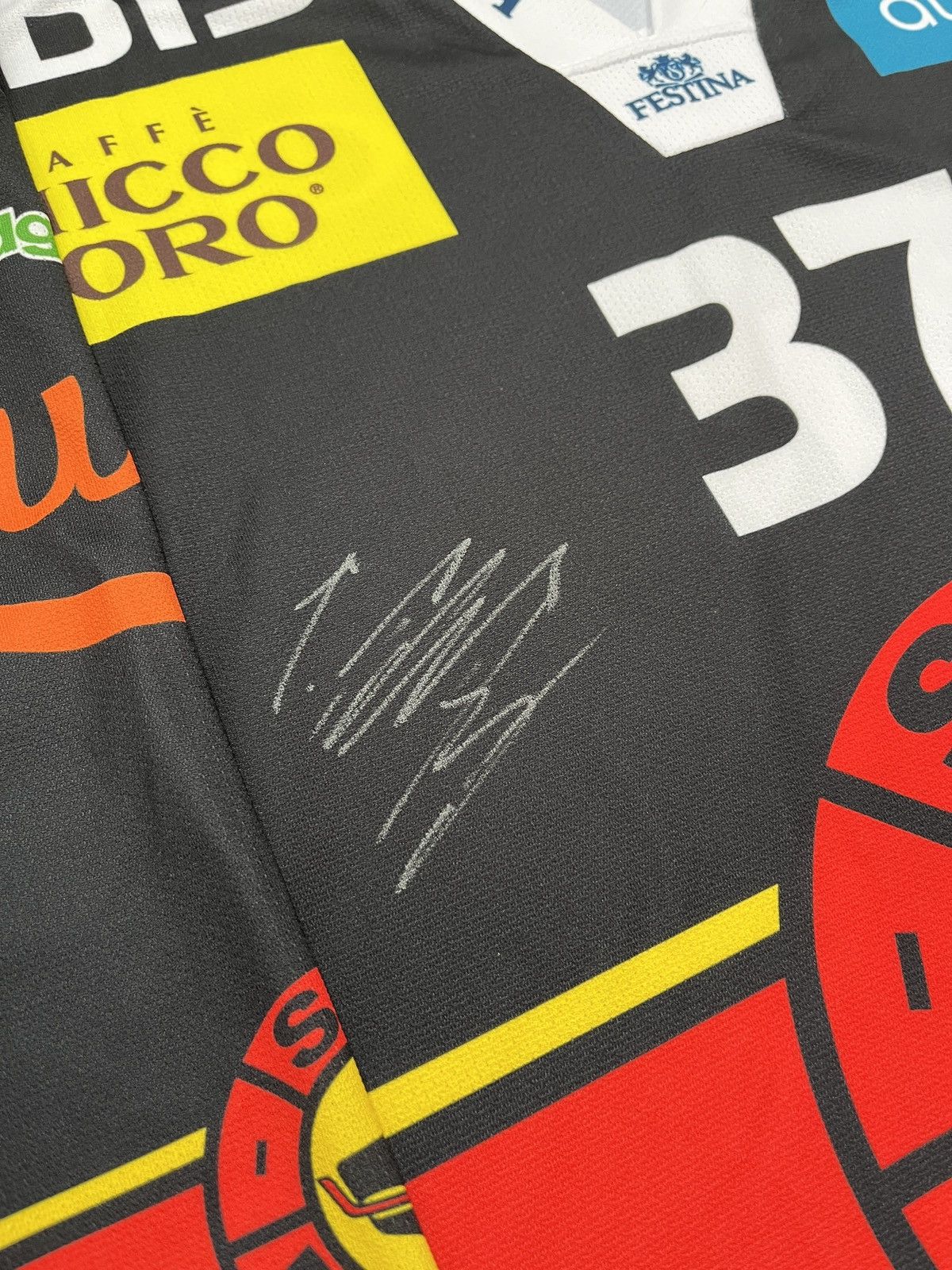 NHL Rare SC Bern Ice Hockey Jersey NHL CCM Schmutz #37 Signed Size US XXL / EU 58 / 5 - 5 Thumbnail
