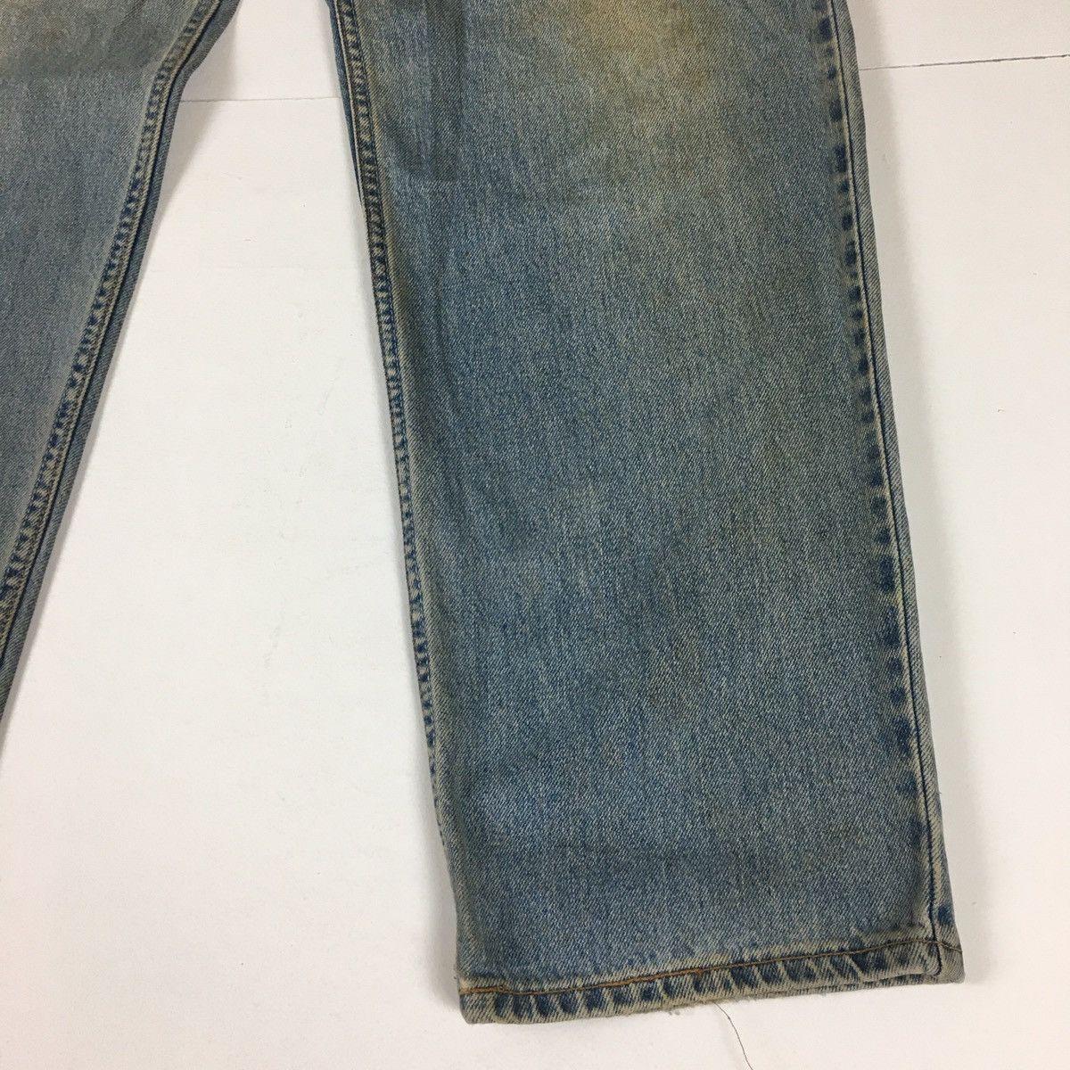 Levi's Vintage Clothing Vintage Levi’s 550 Relaxed Fit Jeans Size US 40 / EU 56 - 3 Thumbnail