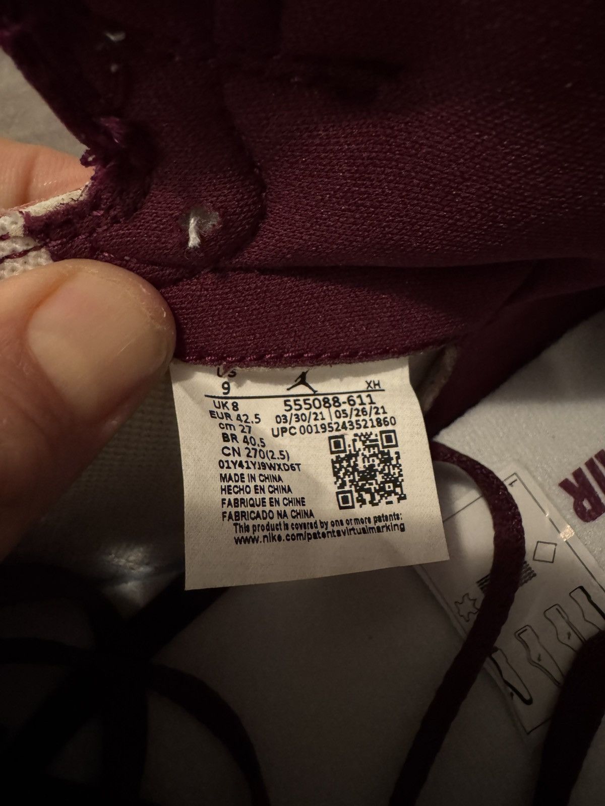 Nike NIKE AIR JORDAN 1 555088-611 “BORDEAUX. US9 new no box condi Size US 9 / EU 42 - 9 Thumbnail