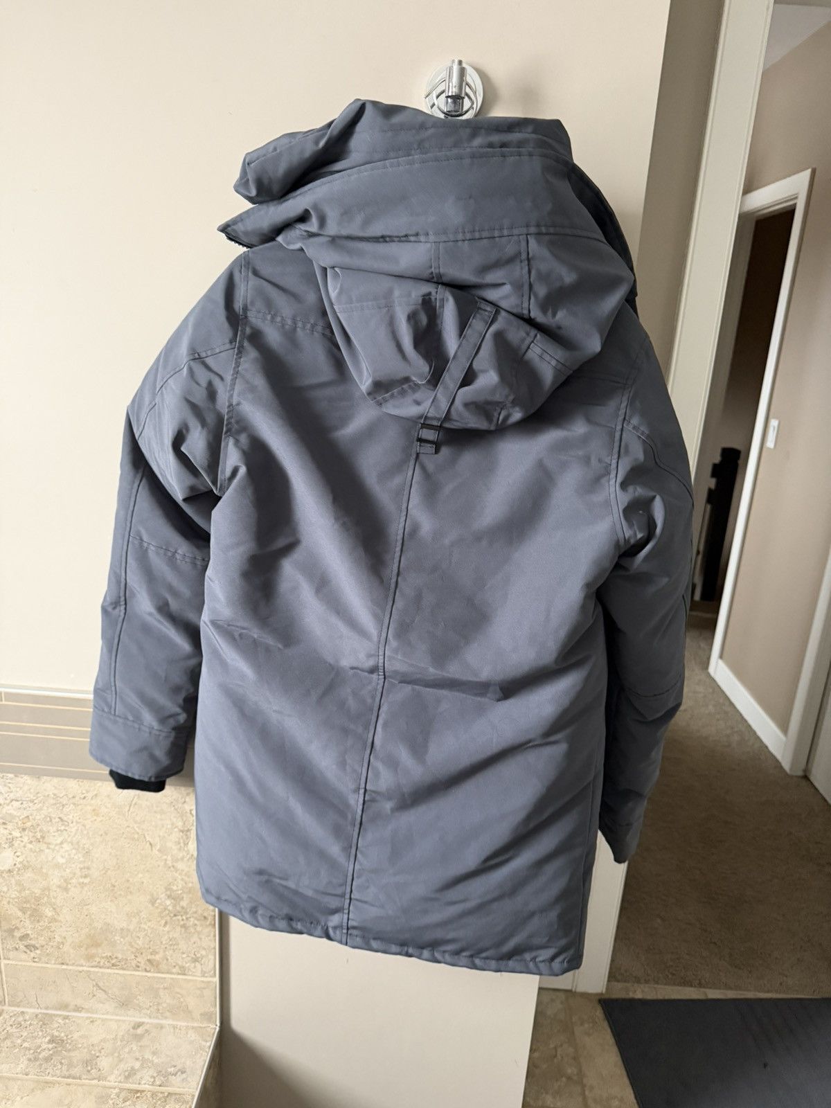 Canada Goose Canada Goose Men Chateau Parka Size US S / EU 44-46 / 1 - 8 Thumbnail