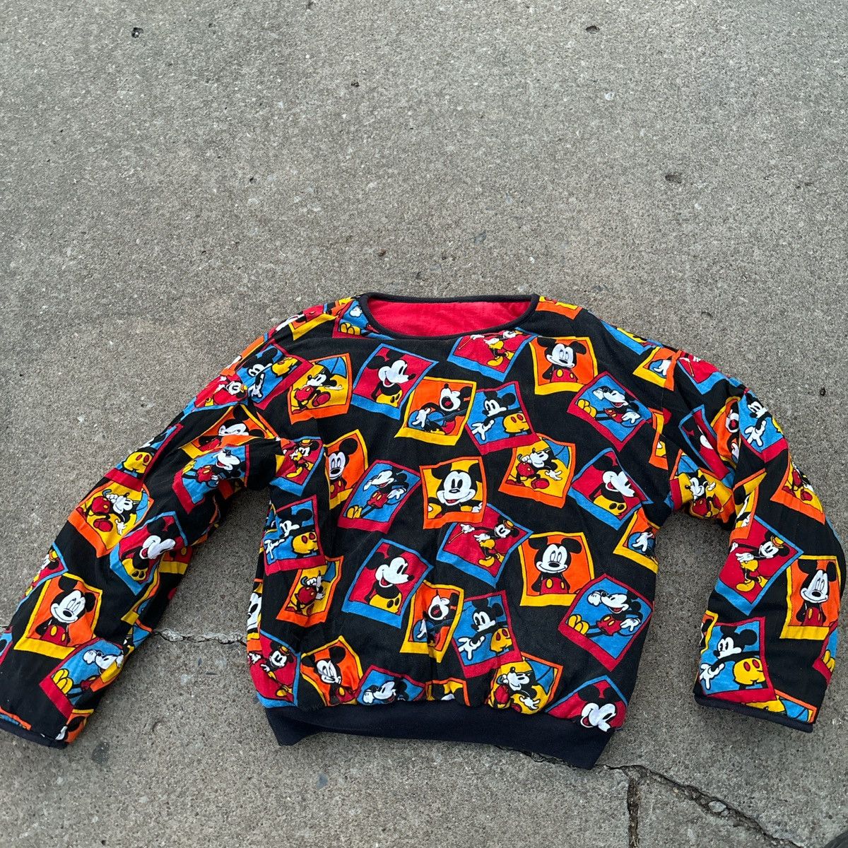 Disney × Mickey & Co. × Vintage Vintage 90s Mickey reversible puffy sweatshirt Size US S / EU 44-46 / 1 - 5 Thumbnail