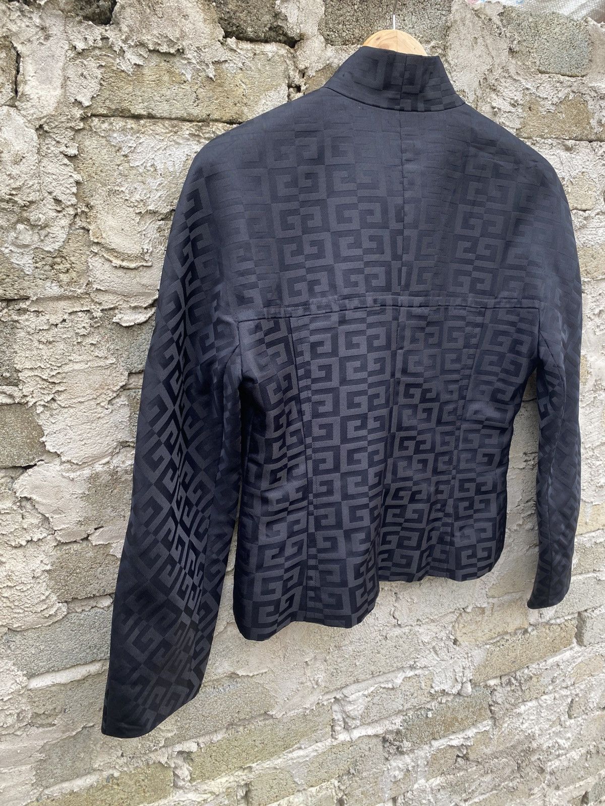Givenchy Givenchy Vintage Zip Up Monogram Jacket Size S / US 4 / IT 40 - 6 Thumbnail