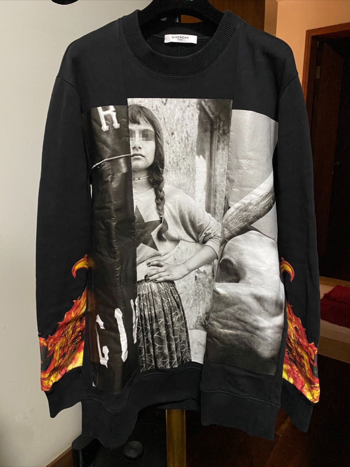 Givenchy Givenchy Black Printed Cotton Sweatshirt S Size US S / EU 44-46 / 1 - 1 Thumbnail