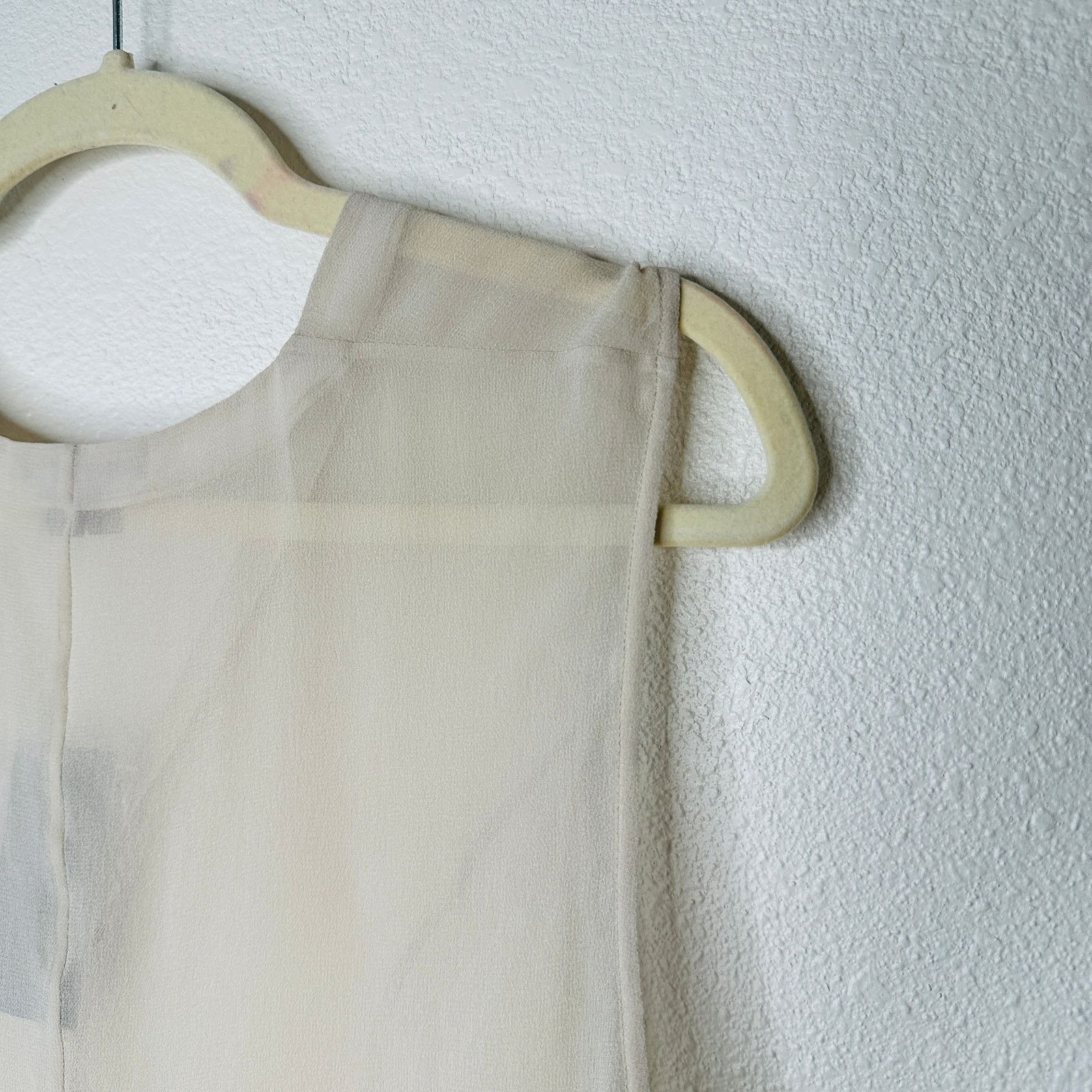 Other NWT Helmut Ghost 100% Sheer Silk in Salt V-Neck Blouse L Size L / US 10 / IT 46 - 6 Thumbnail
