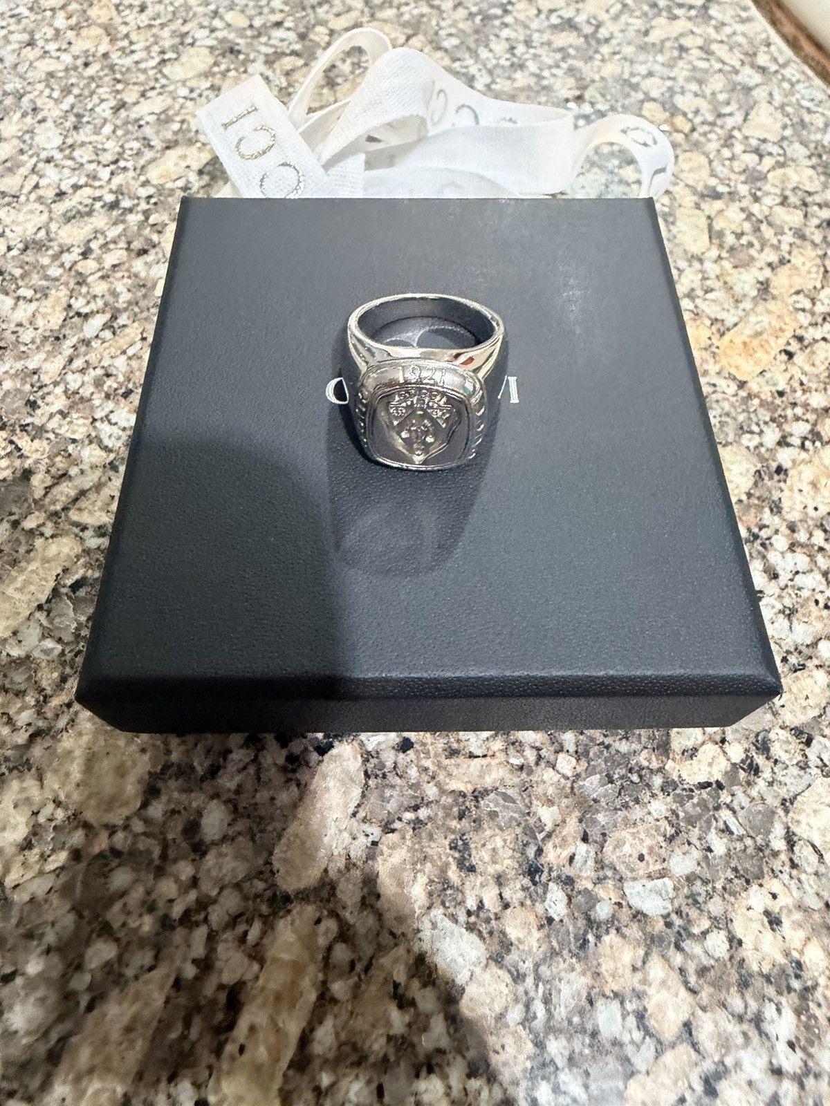 Gucci Gucci la famiglia Demna signet ring Size ONE SIZE - 3 Thumbnail