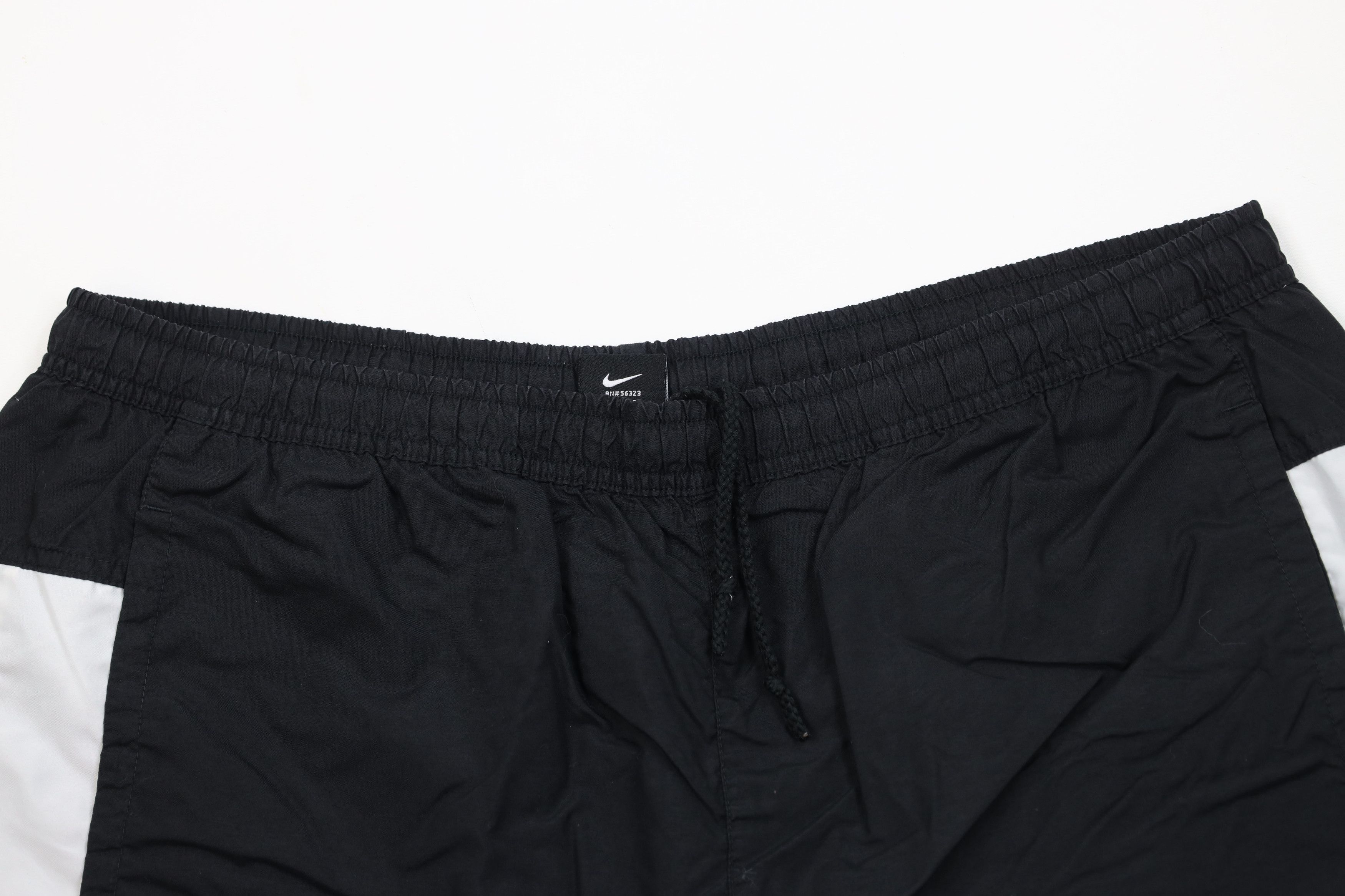 Nike Vintage 90s Nike Swoosh Lined Running Jogging Soccer Shorts Size US 36 / EU 52 - 2 Thumbnail