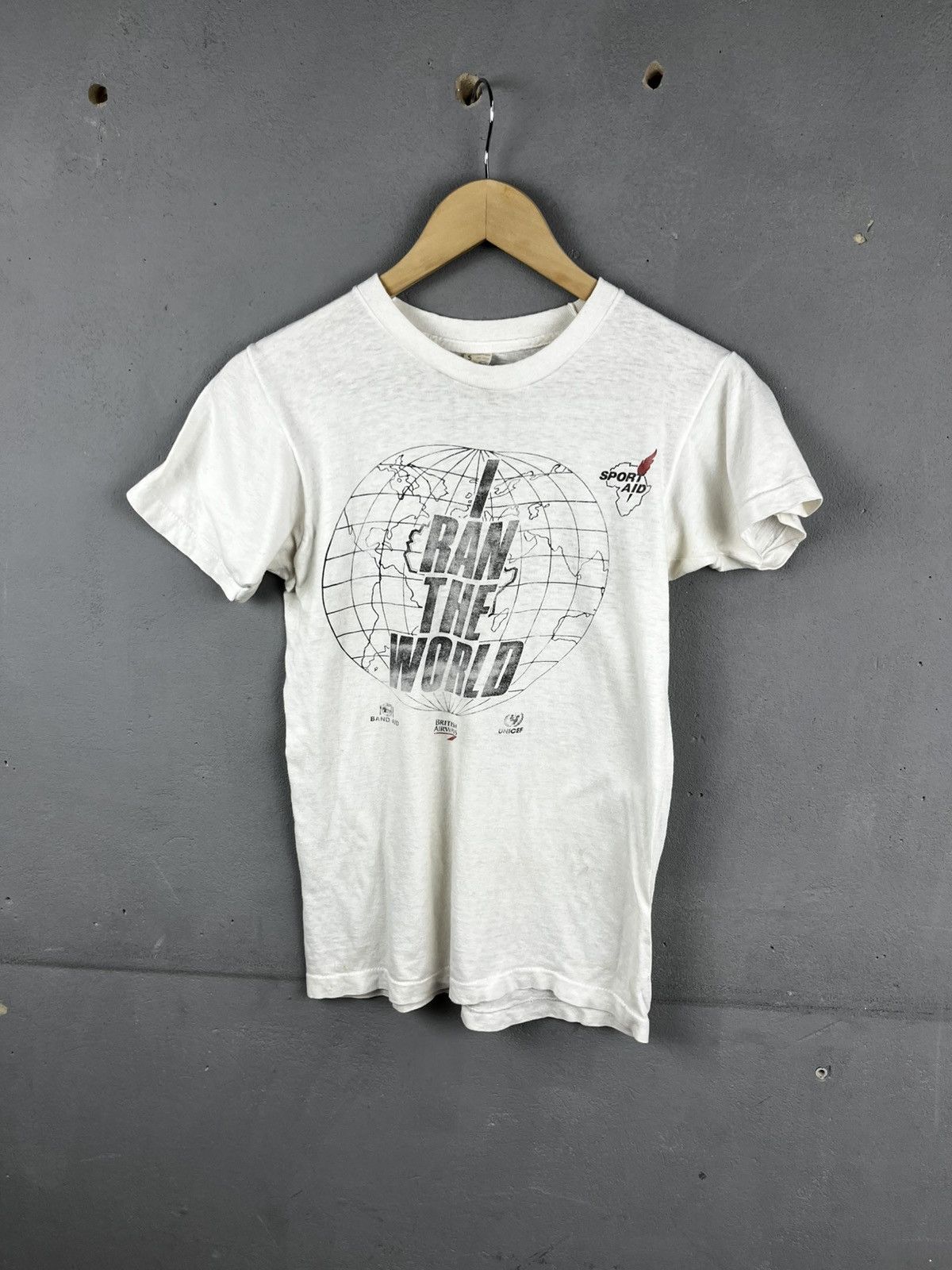 Vintage Vintage 1986 I Ran The World Sport Aid The Race Against Size S / US 4 / IT 40 - 1 Thumbnail