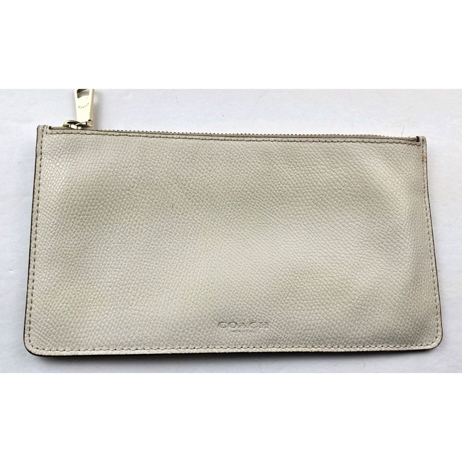 Coach Coach Leather Zipper Pouch Clutch Bag Wallet Womens Clutch Ivory Leather Zipper 8.25x4.5 Size ONE SIZE - 2 Thumbnail