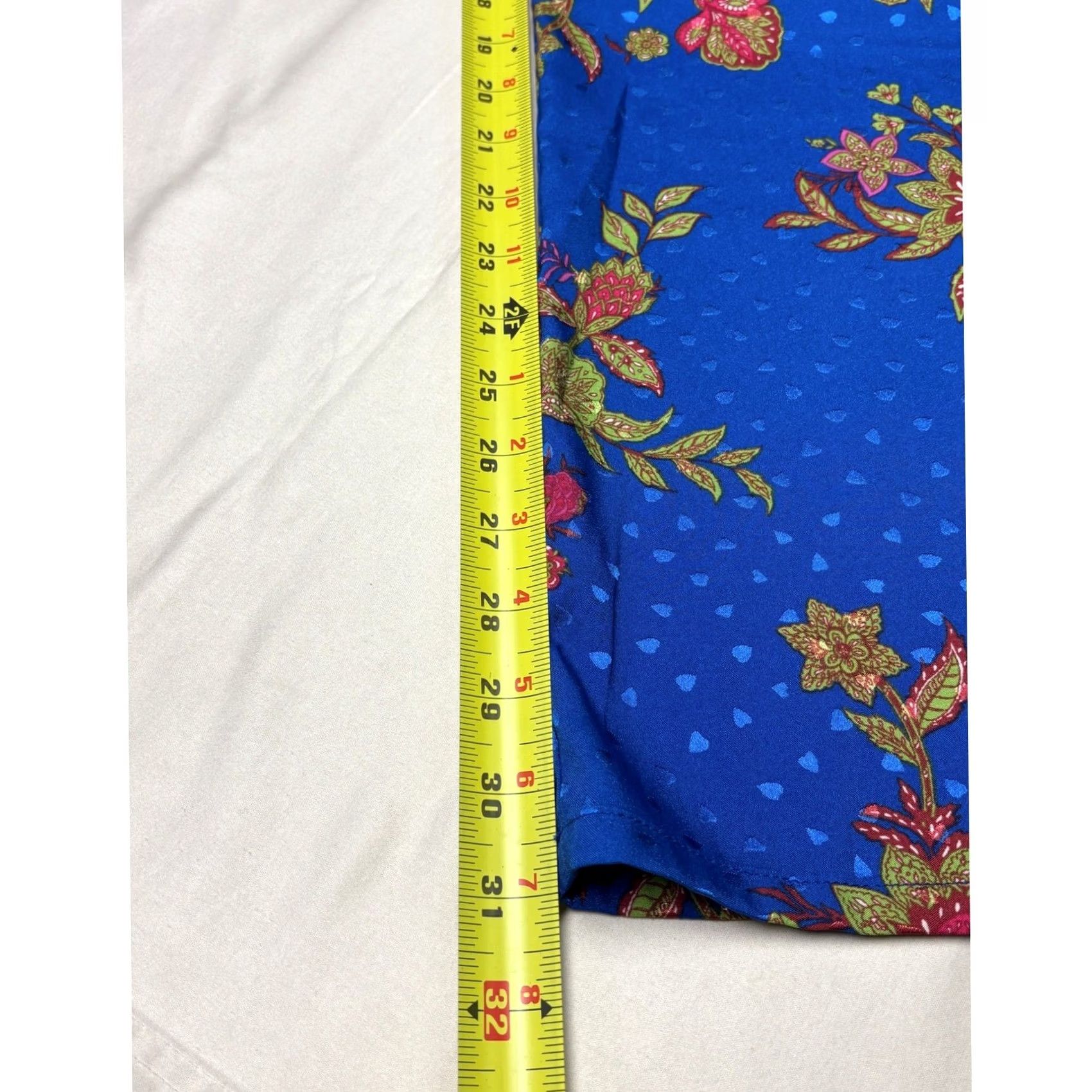 Sugar Sugar Lips Blue Floral Strawberry Wide Leg High Waist Pants Womens S White L31 S Multicolor Floral 90s? Size 28" / US 6 / IT 42 - 7 Thumbnail