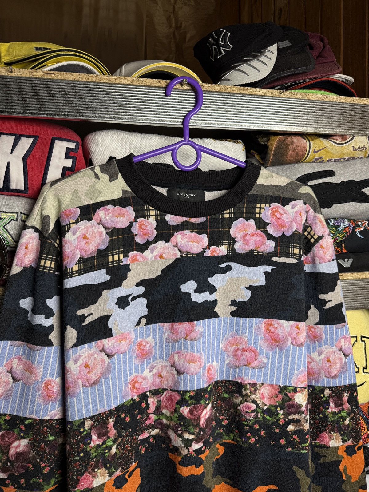 Givenchy Givenchy Floral Print Sweatshirt Size US M / EU 48-50 / 2 - 3 Thumbnail