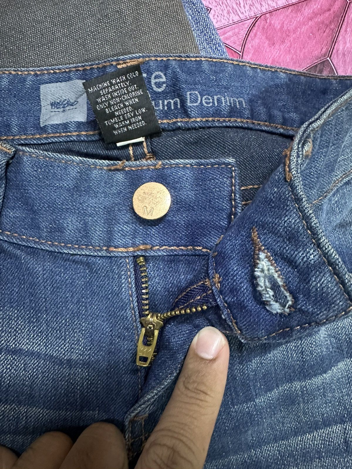 GOA 2000 Distressed Mossimo Flare Washed Y2K Lgb Red Pepper Jean Size US 31 - 8 Thumbnail