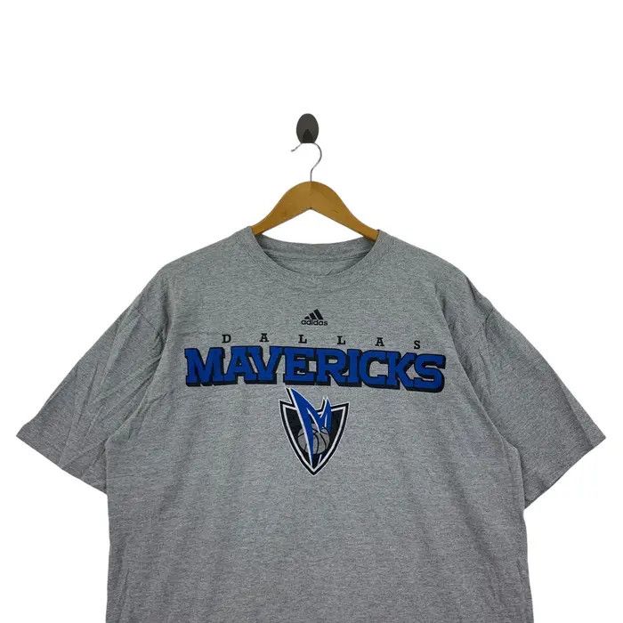 Adidas NBA x ADIDAS DALLAS MAVERICK Basketball Tee Shirt Size US L / EU 52-54 / 3 - 2 Thumbnail