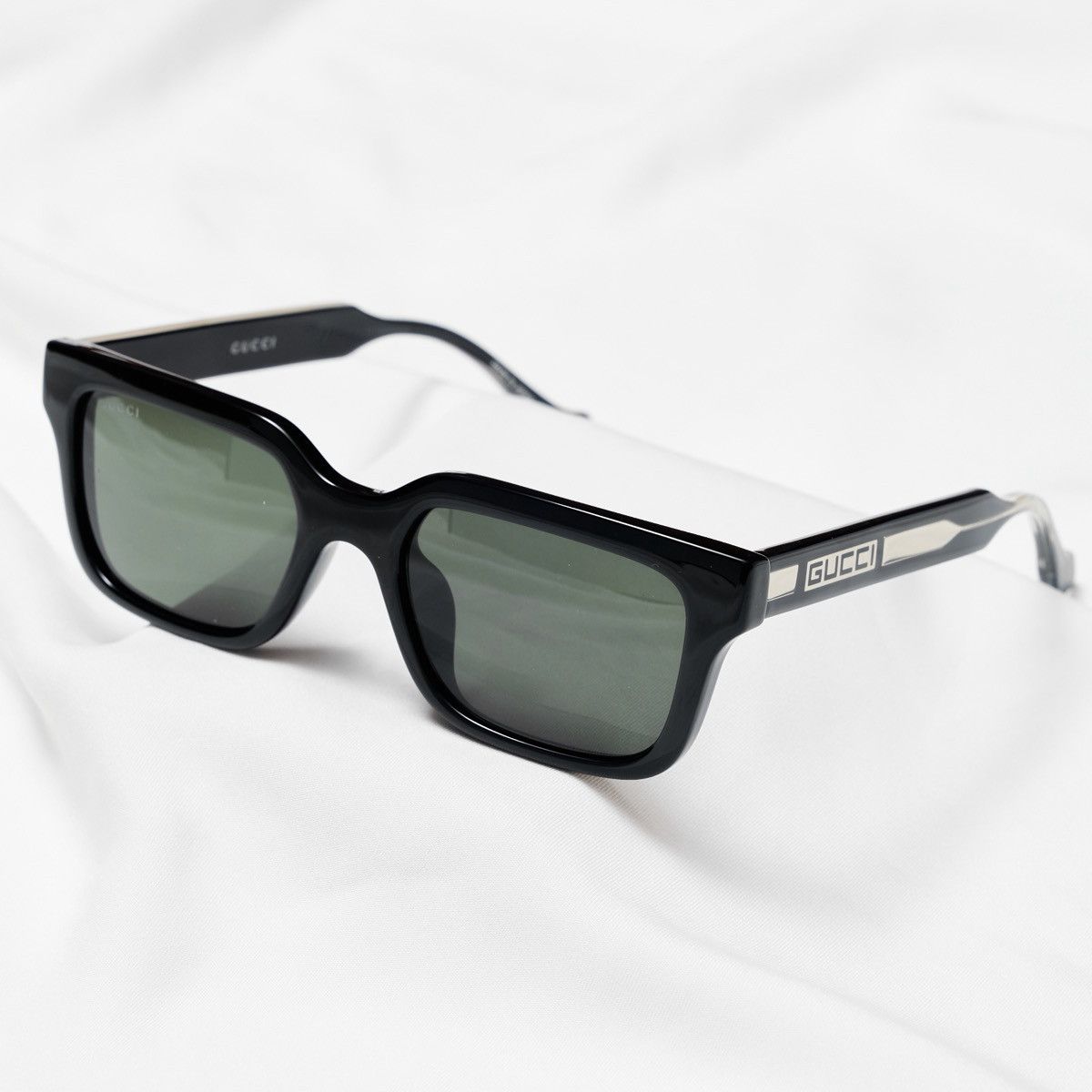 Gucci GUCCI GG1732SK 001 SUNGLASSES Size ONE SIZE - 2 Thumbnail