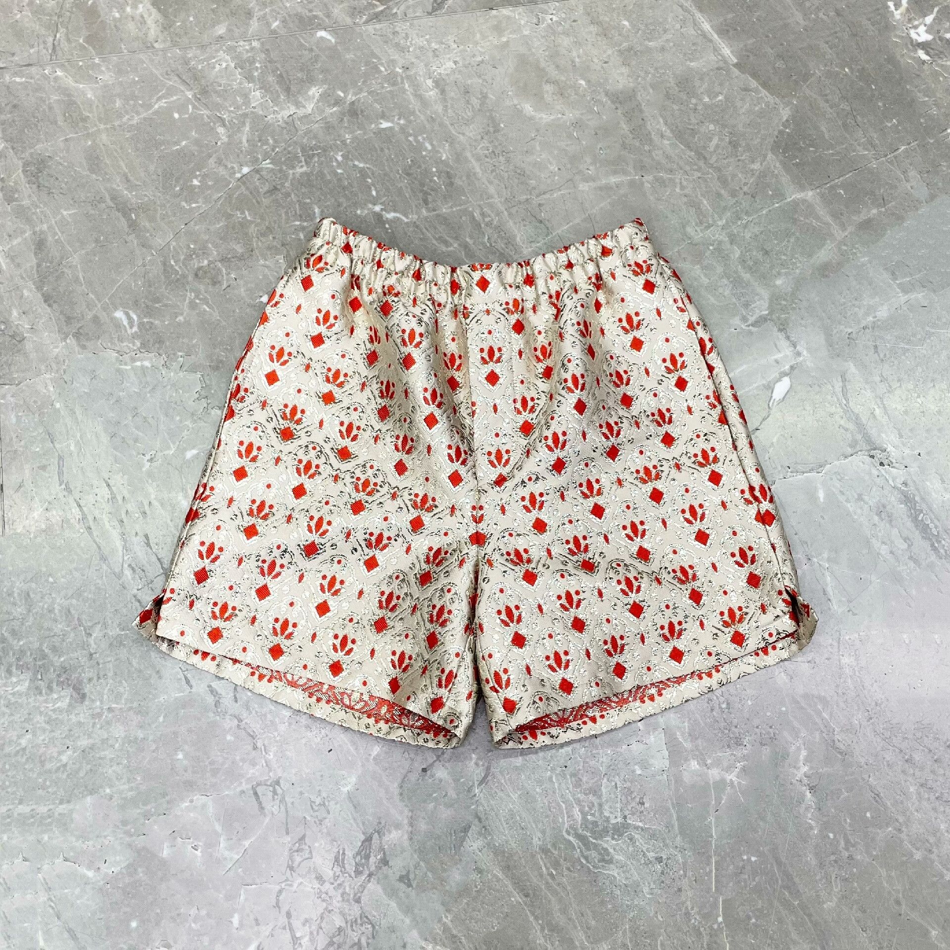 Gucci Gucci Gold Thread Embroidered Shorts Size US 30 / EU 46 - 1 Thumbnail