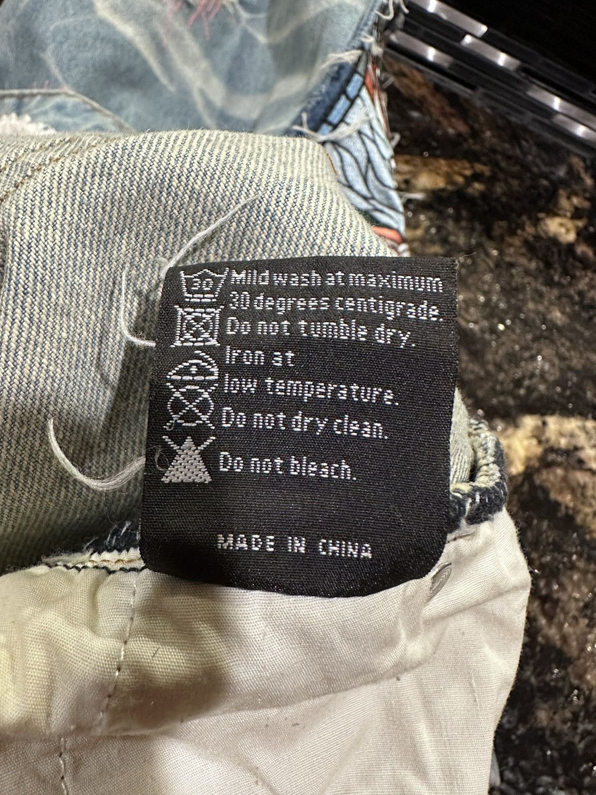 Who Decides War WDW Pink Flamingo Patch Fusion Denim Jeans