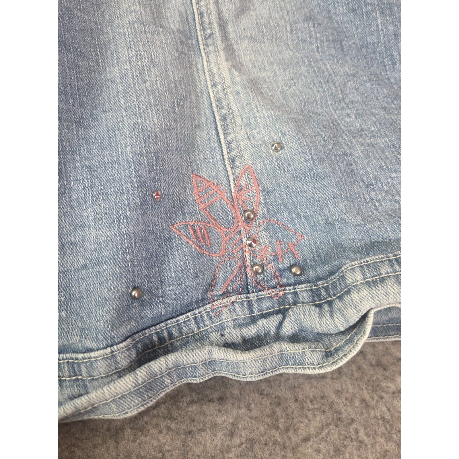 Denime VINTAGE U Jeans Denim Jacket Embroidered Distressed Womens XL Blue Cotton Basic Jacket Leather? Size 40" / US 18 - 7 Thumbnail