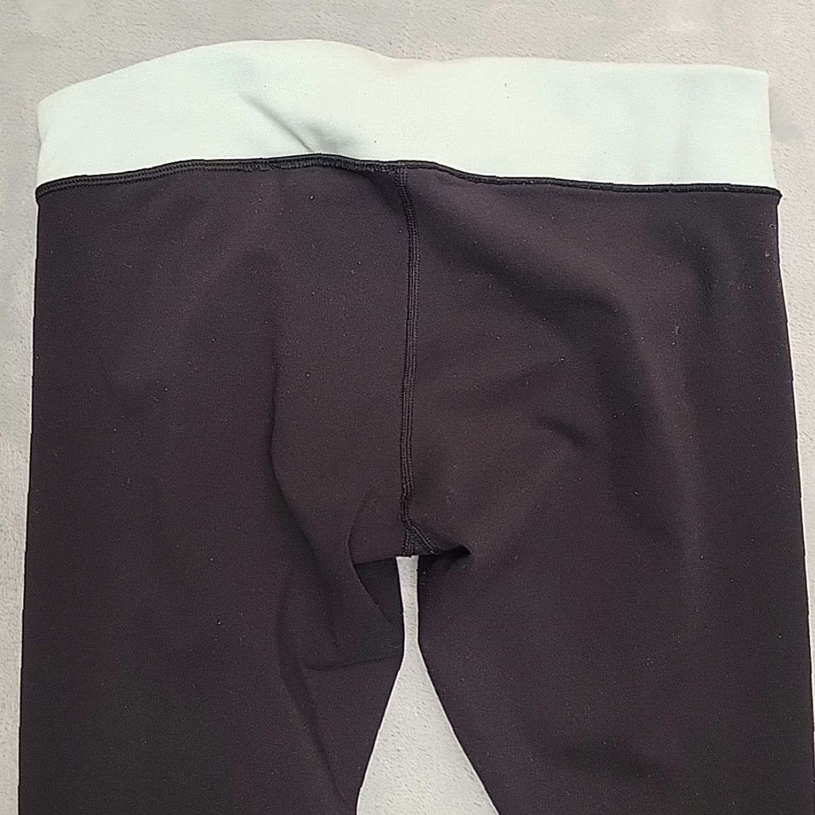 Lululemon VINTAGE Lululemon Pants Womens 6 Black Legging Yoga Athleisure Performance Stretch Size 28" / US 6 / IT 42 - 7 Thumbnail