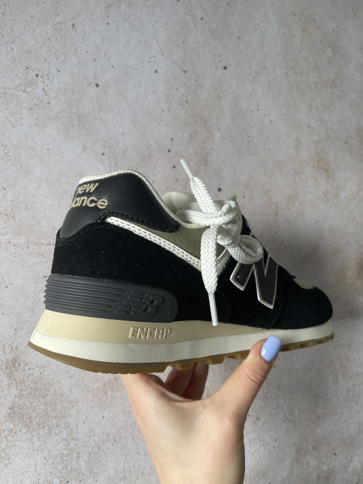 New Balance New Balance 574 Black Olive Gum Size US 7 / EU 40 - 5 Thumbnail