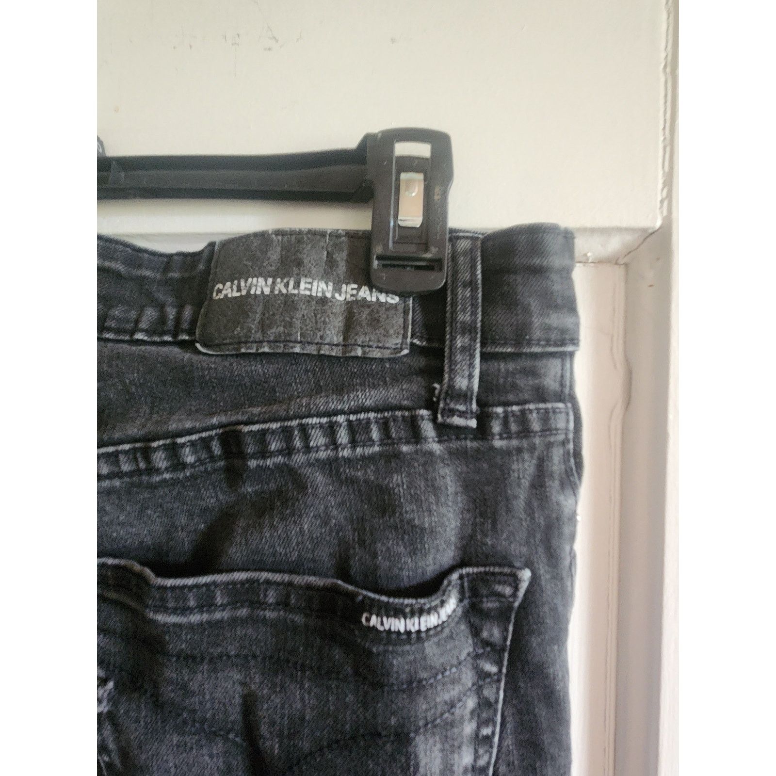 Calvin Klein Calvin Klein Men's Standard Straight Fit Vintage Jeans 32x30 Size US 32 / EU 48 - 5 Thumbnail