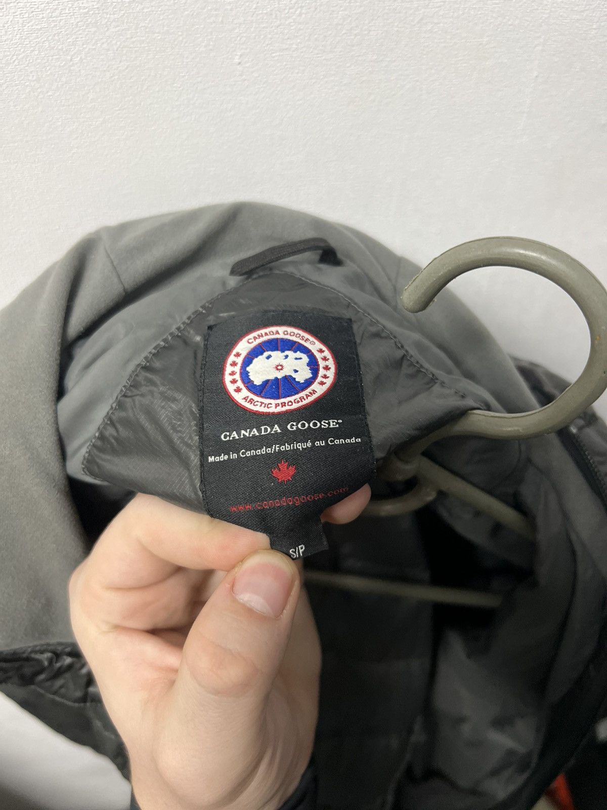 Canada Goose Canada goose Hybridge lite hooded micro puffer jacket Size US S / EU 44-46 / 1 - 17 Thumbnail
