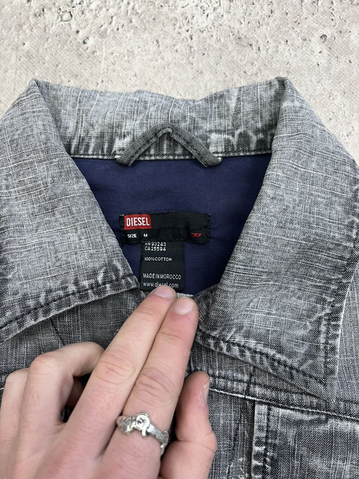 Diesel × Japanese Brand Vintage Y2K Diesel Blue Washed Denim Trucker Jacket Size US M / EU 48-50 / 2 - 4 Thumbnail