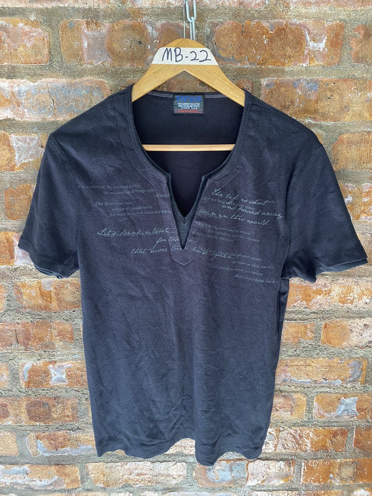 Nicole Club 2000s Poem V neck tee Size US M / EU 48-50 / 2 - 2 Thumbnail