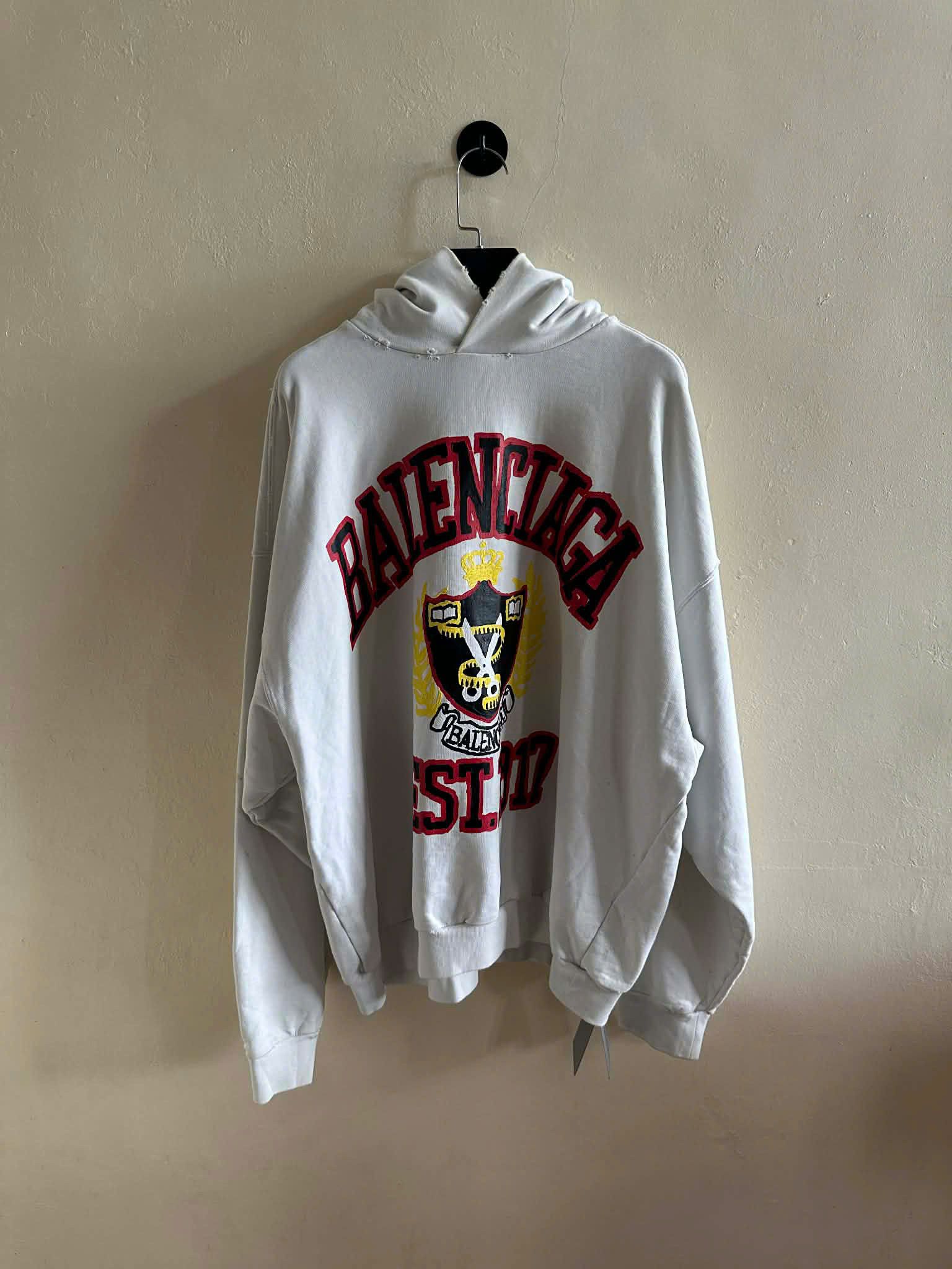 Balenciaga BALENCIAGA HOODIE Size US S / EU 44-46 / 1 - 1 Thumbnail