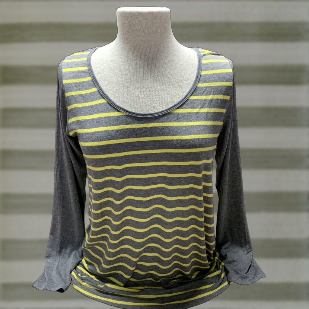 Vintage LuLaRoe Tunic Shirt Gray Yellow Stripe Size M Womens Long Sleeve Comfort Classic/Fitted Sleeve Size M / US 6-8 / IT 42-44 - 1 Thumbnail